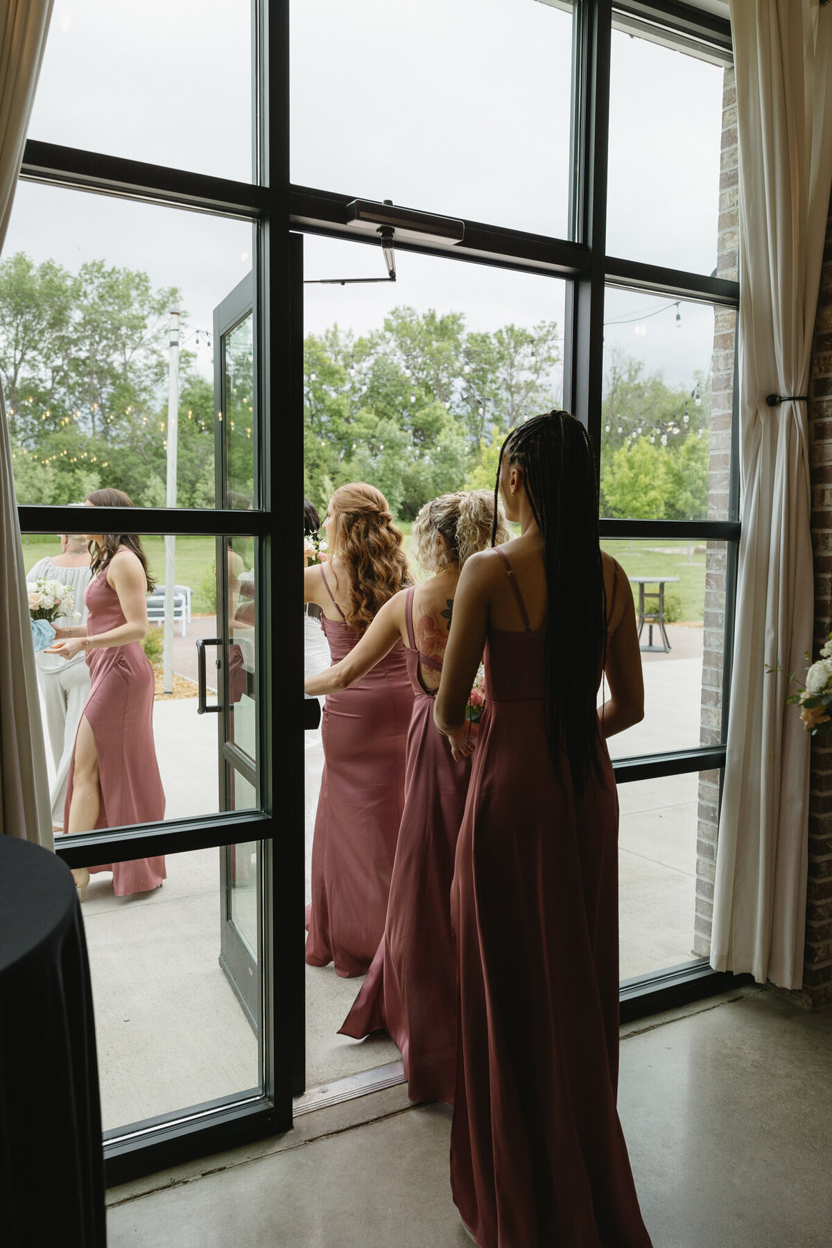 Documentary Wedding Photographer South Dakota, RCC Photography, The Atrium by Blue Haven Barn Sioux Falls Wedding Venue-12