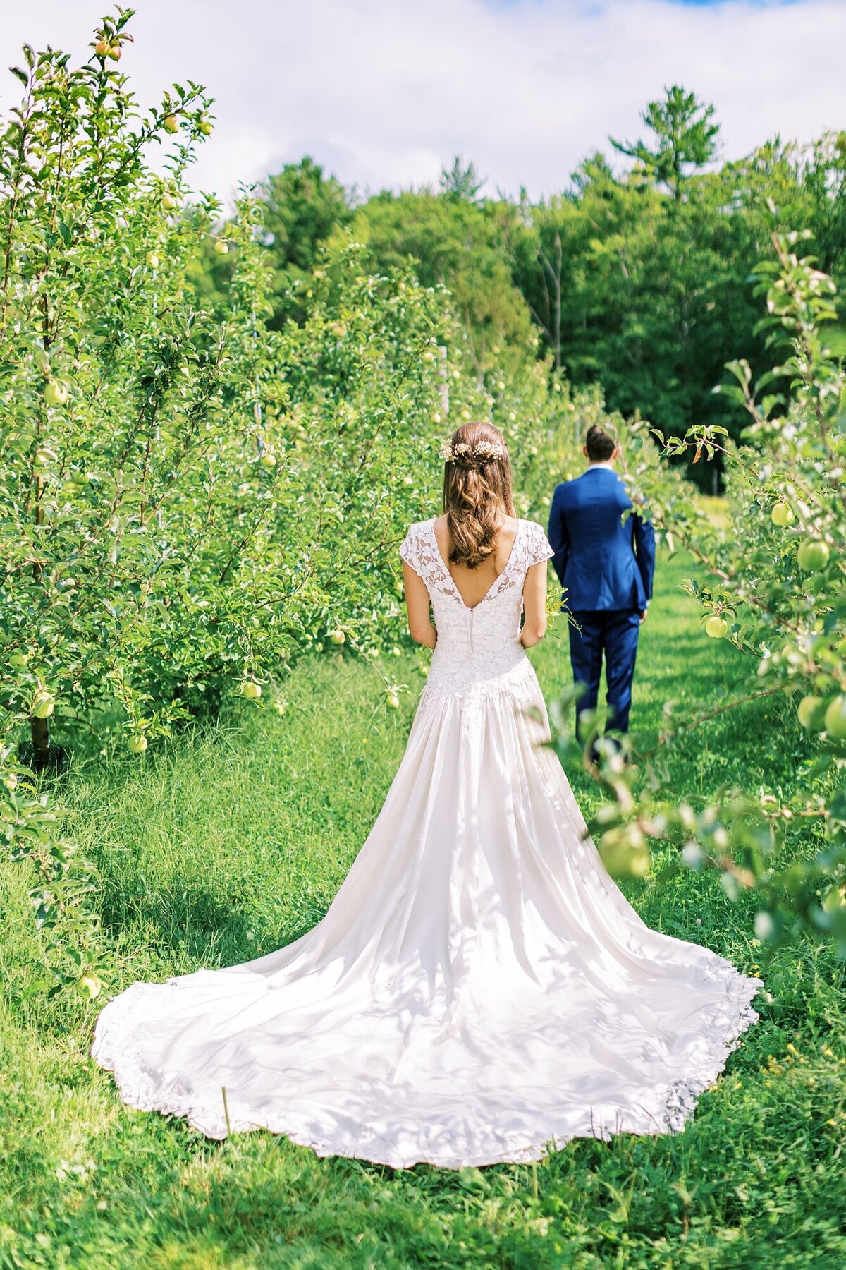 The-Greenery-Colorful-Apple-Orchard-NH-New-Hampshire-Wedding-Photography_0022