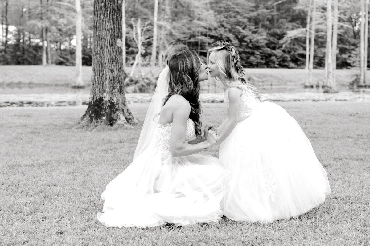 Amanda & Clay Wedding_Lindsay Ott Photography-8