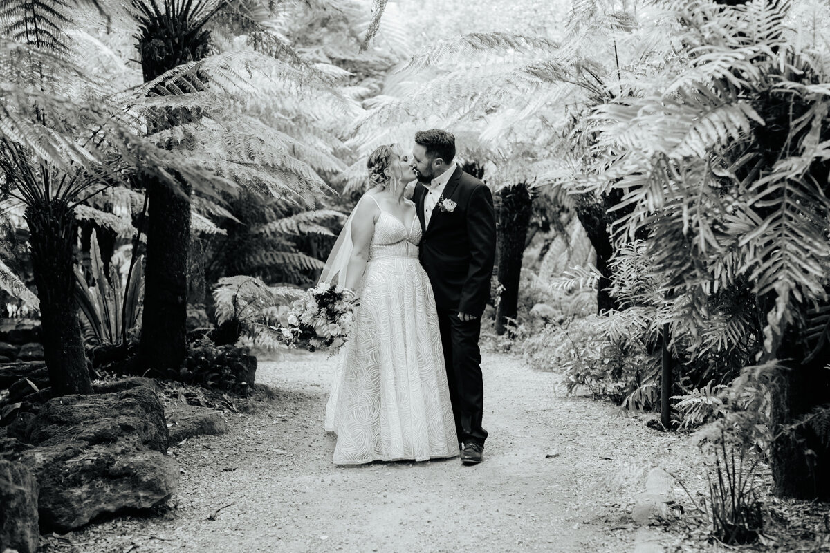 CEREMONY-COUPLE-561