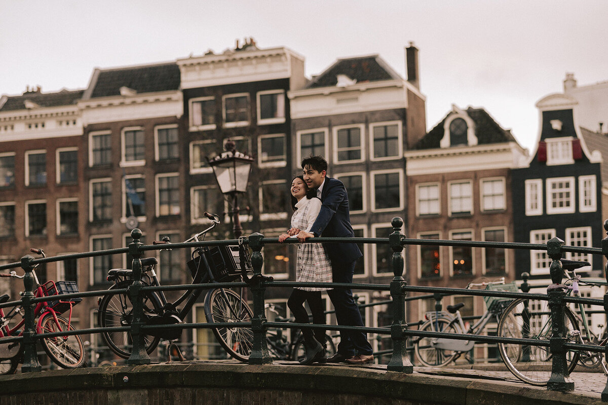 Amsterdam proposal photographer engagement photoshoot framedbyemily11