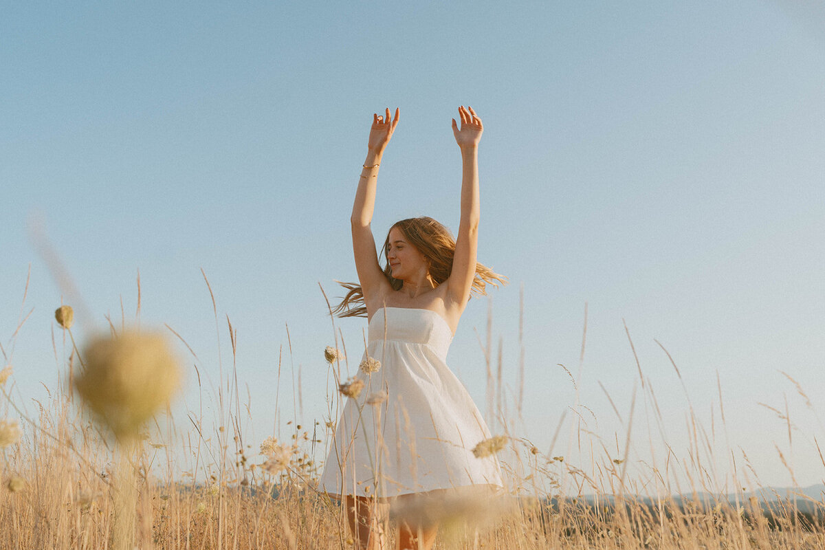 Emily-Noelle-Photo-Senior-Pictures-Portland-Oregon-08285