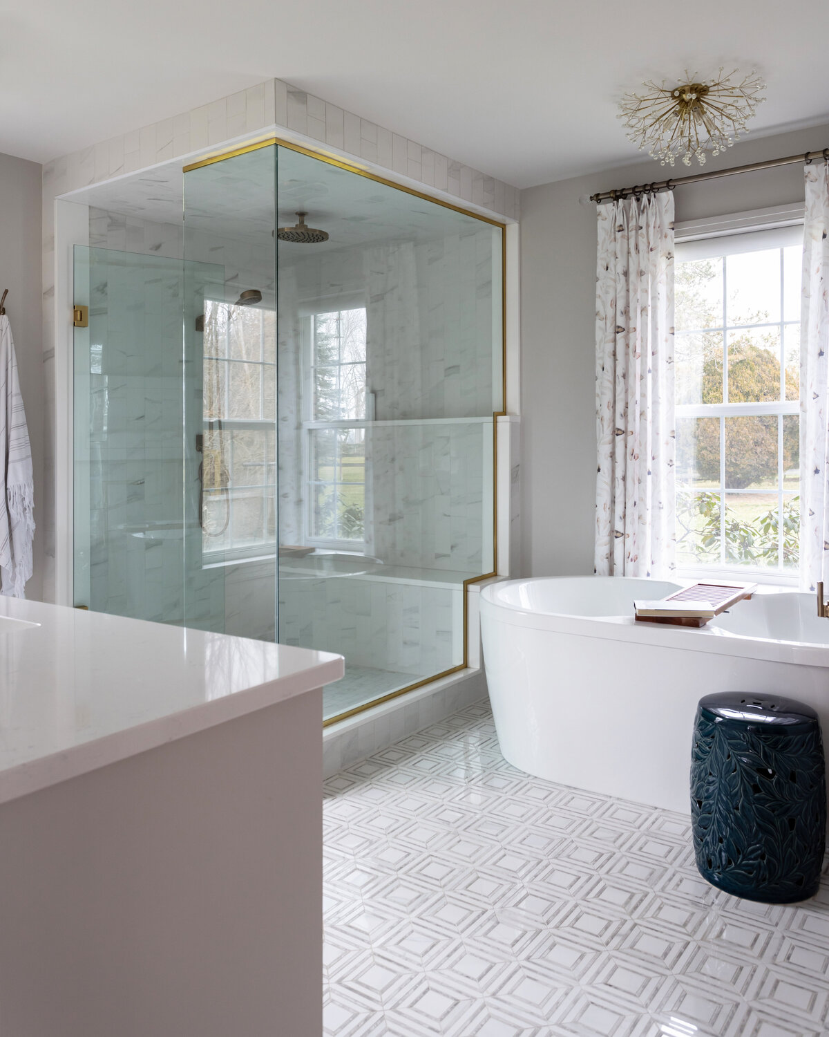 KatCoInteriors-Tiessen-Ensuite-04