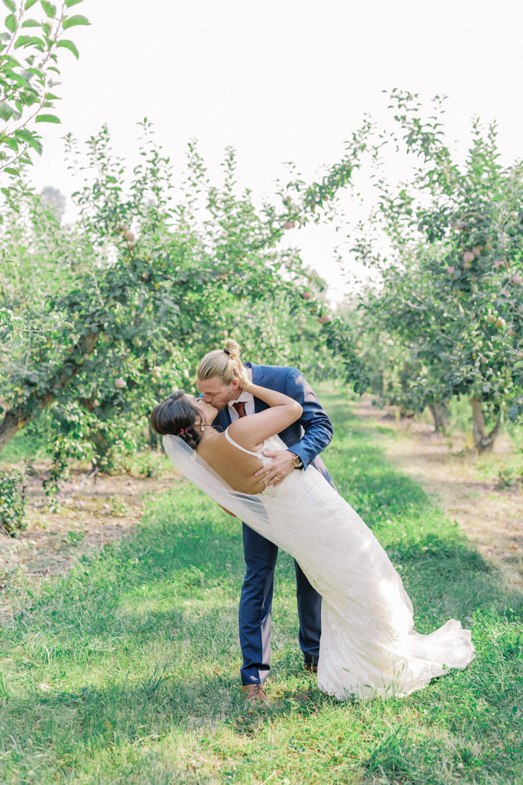 The-Harvest-Golf-Club-Wedding-Kelowna_Destination-Wedding-Photographer152