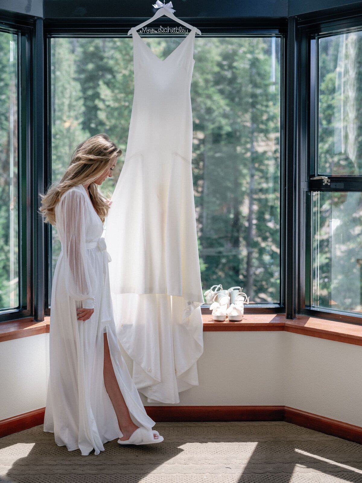 Cassi-and-AJ-Tahoe-Wedding_Redamancy-Photo-and-Film_016