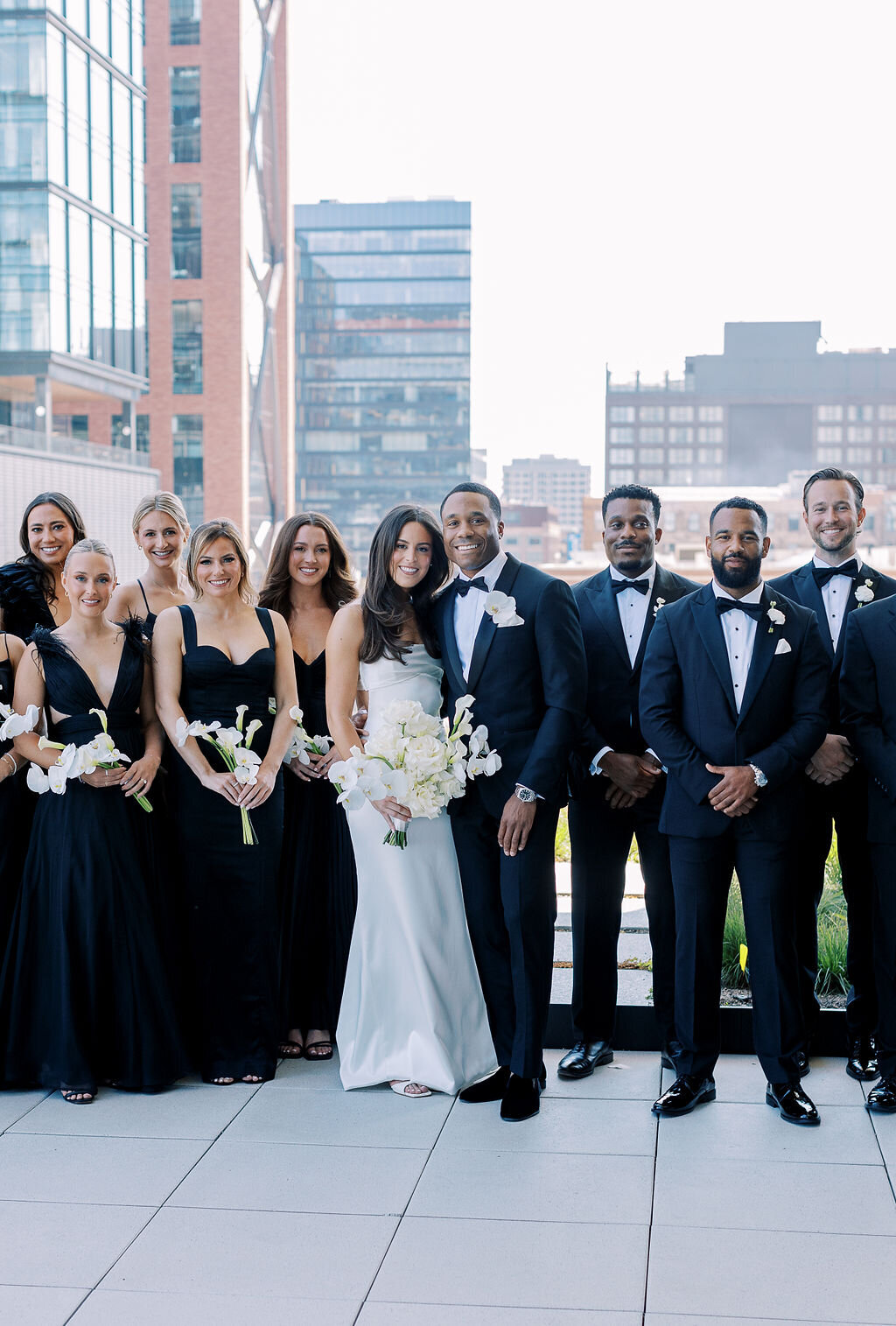 Theater On The Lake Modern Wedding_1
