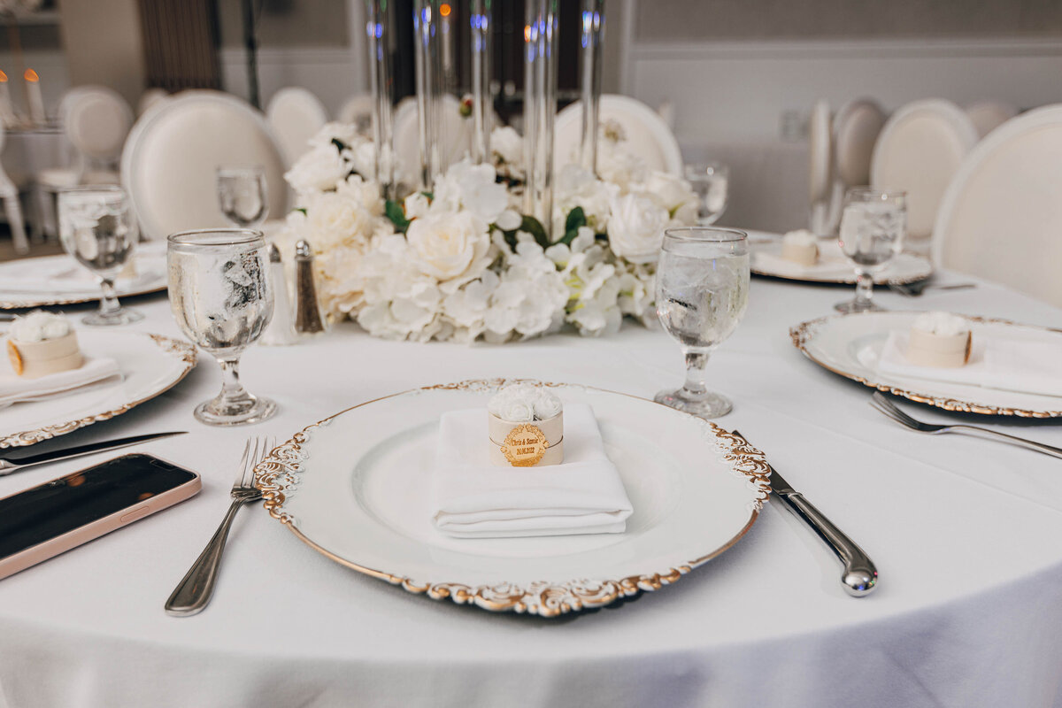 ottawa-st-elias-centre-wedding-virtuous-weddings-26