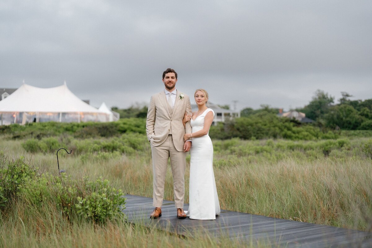 Wauwinet_Nantucket_Wedding_LevKuperman_078