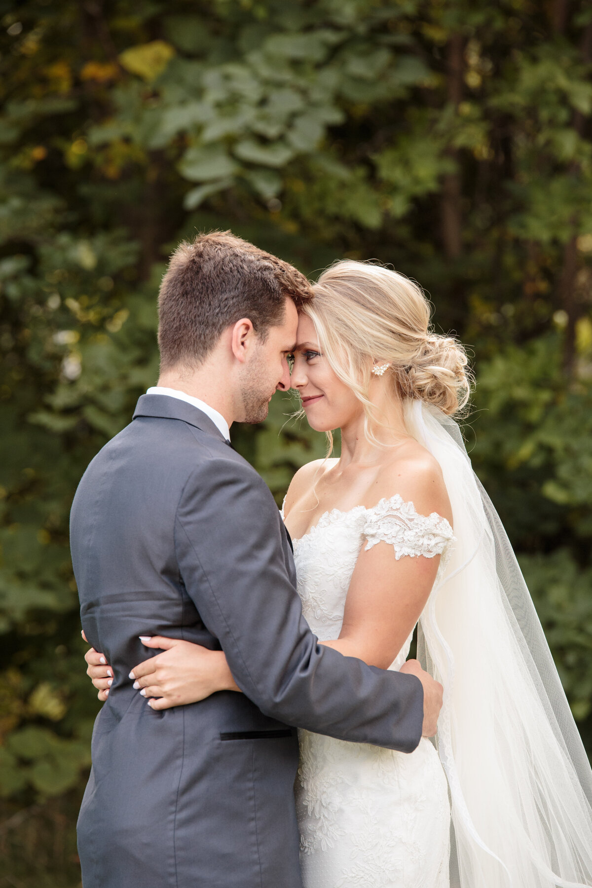 Abby-and-Brandon-Alexandria-MN-Wedding-Photography-DR-7