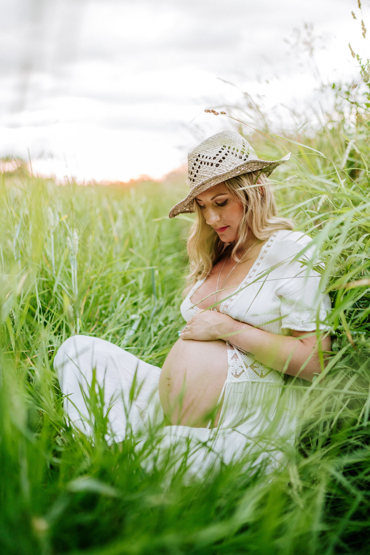 Pregnancy-maternity-motherhood-photographer-buckinghamshire-12