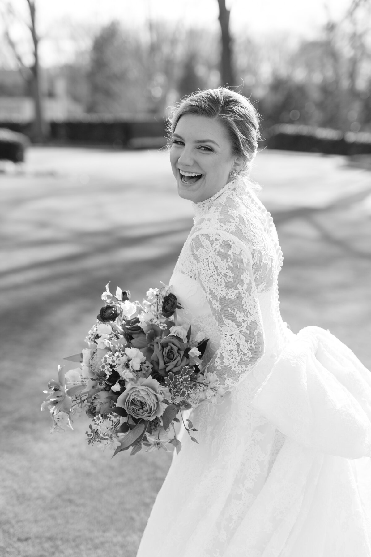 LizzieandNickWeddingTeaser-53