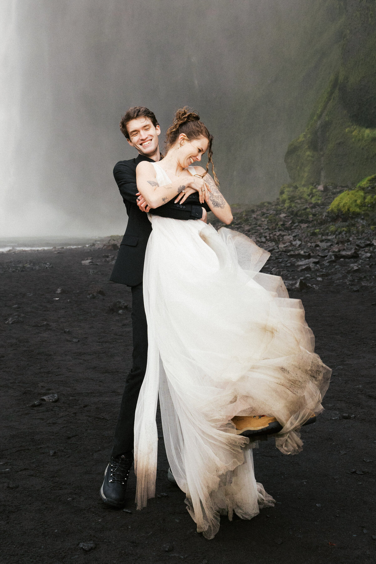 iceland-elopement-photographer-10