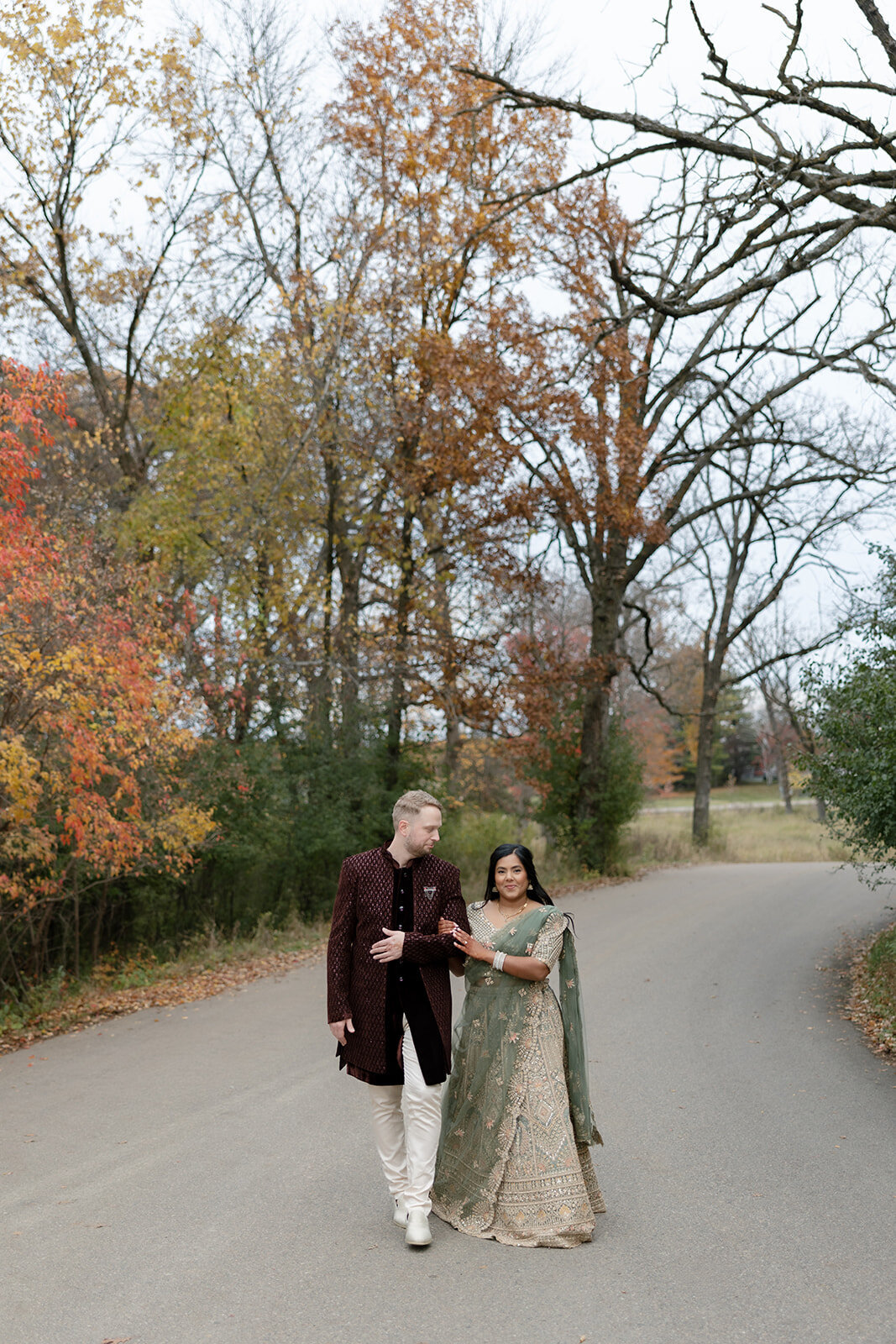 loui_photography_ever_weddings_bavaria_downs_woodland_glasshaus_fall_minnesota_wedding-7