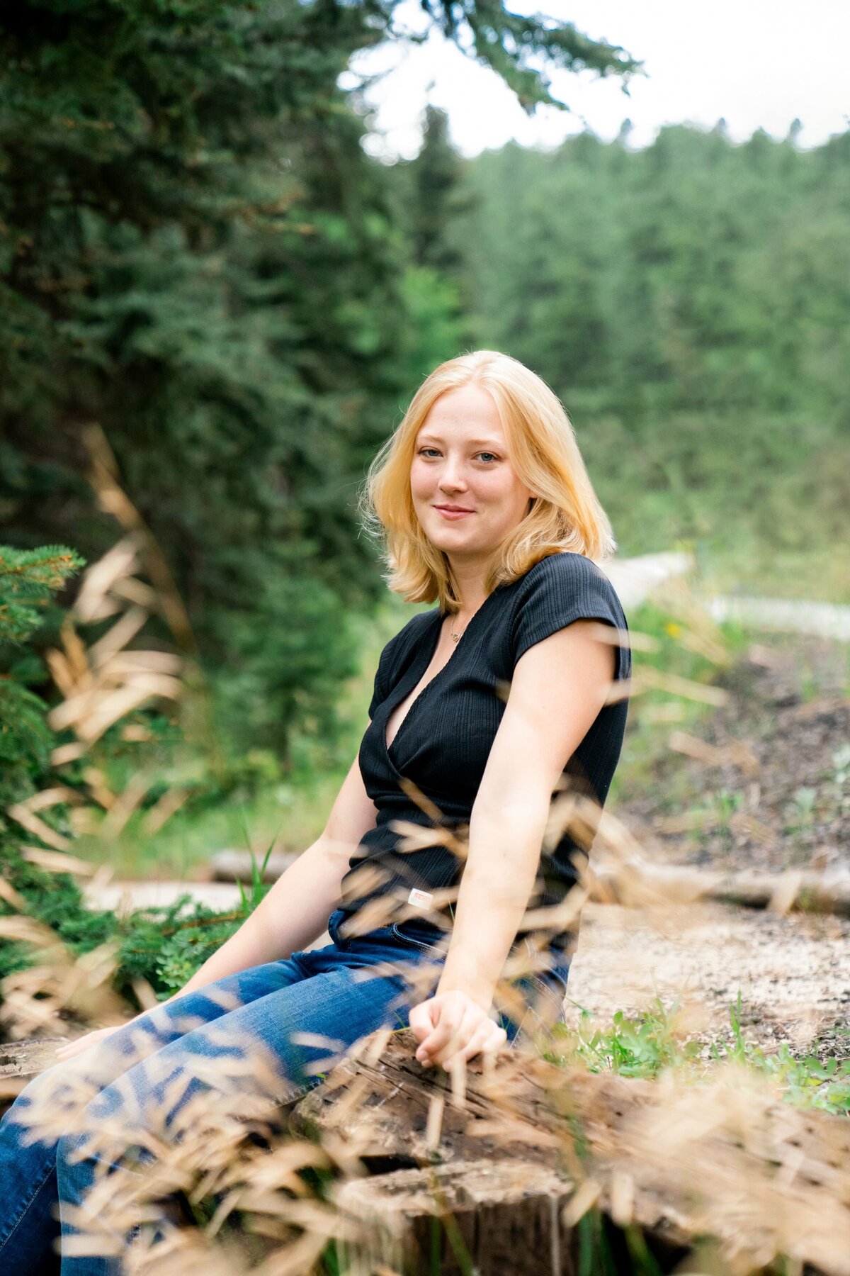 denver senior photography - girl in black shirt