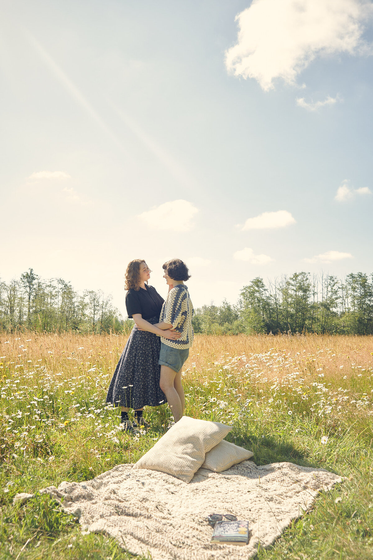Gay_Couples_Photographer_Flower_Feild-5