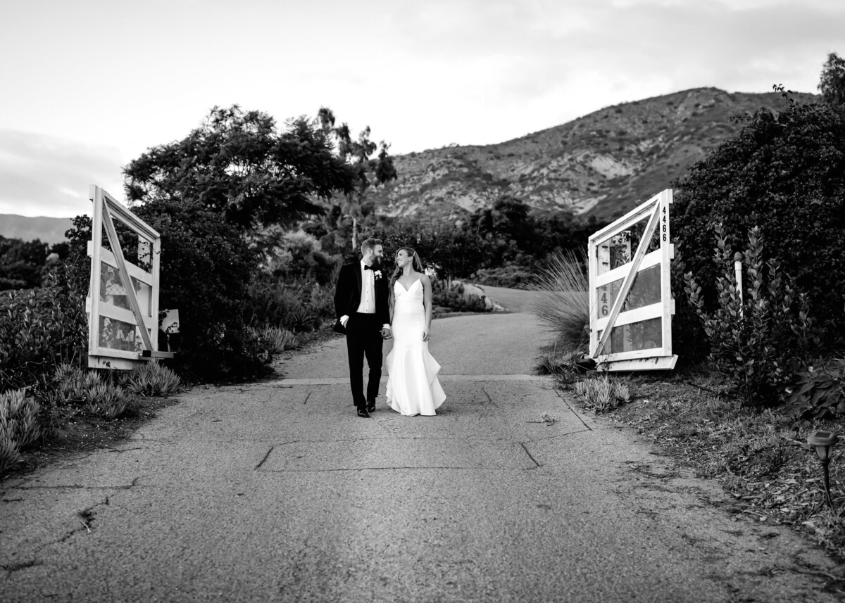 10222023_MaryBeth+BryceWedding_VenturaCA_AnjaJensenPhotography-483