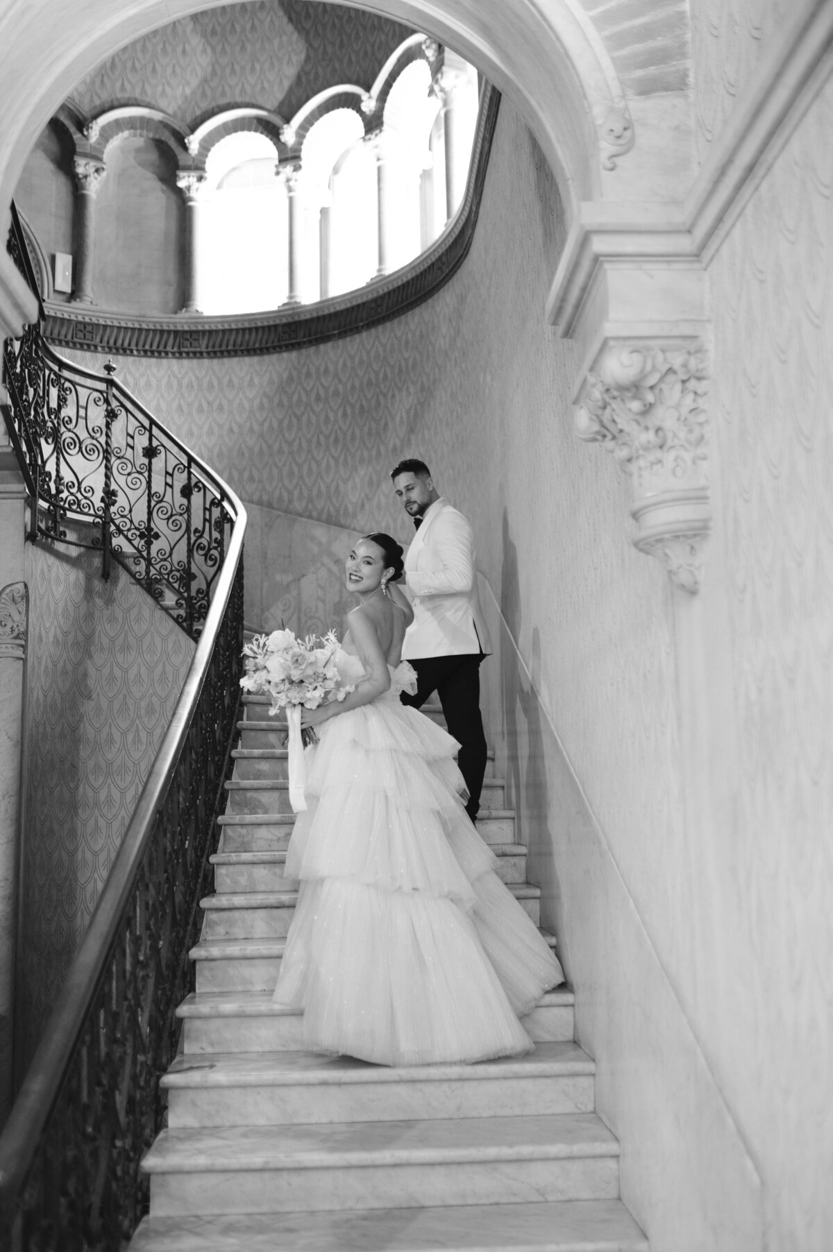 Dimos Bablis Studio Luxury Wedding Photographers Greece and Italy Santorini Wedding Villa Cipressi pastel  _057