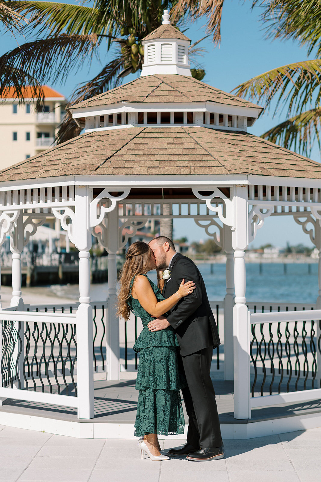 miranda-rose-photo-isla-del-sol-elope-tampa-chantilly-chic-wedding-3