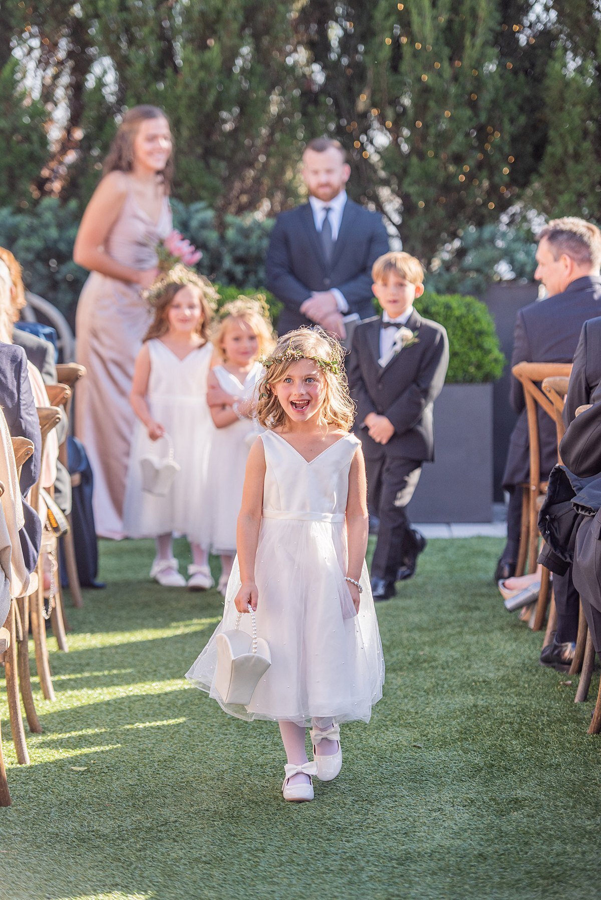 Bride-groom-wedding-greenville-sc-avenue-flower-girl