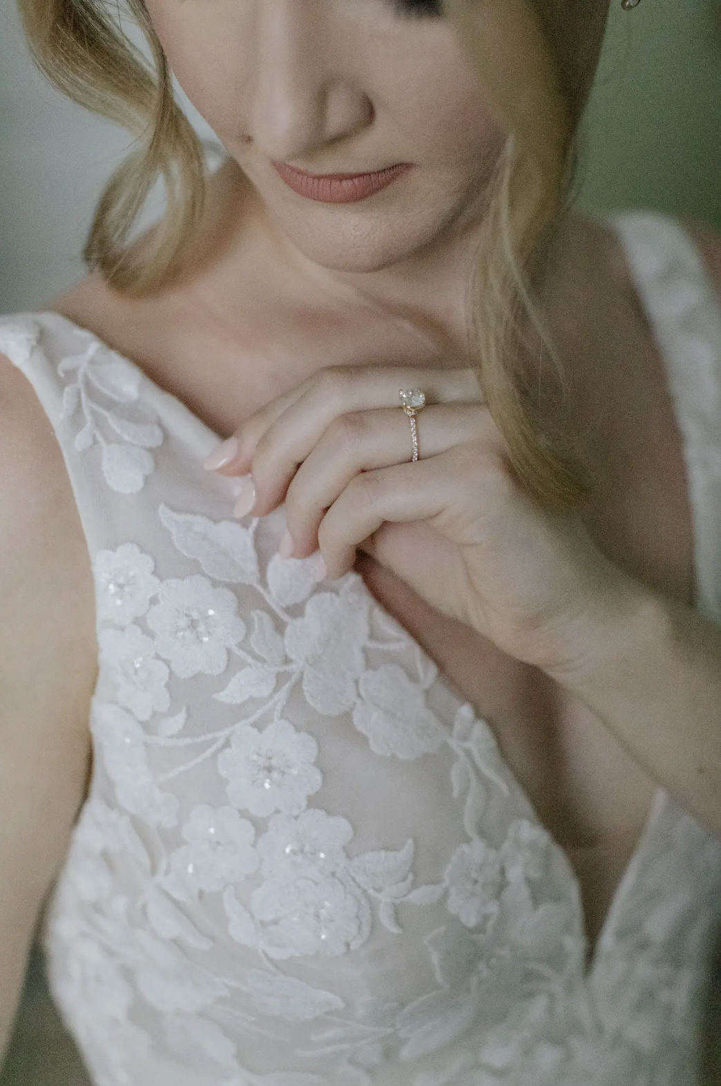 Lea-Ann-Belter-Saskia-Colonial-Country-Club-CT-Bridal-Store-10