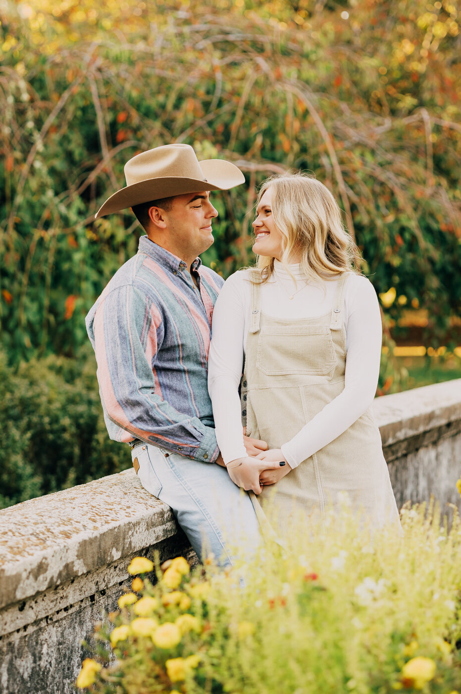 Centennial Park Engagement Session 37