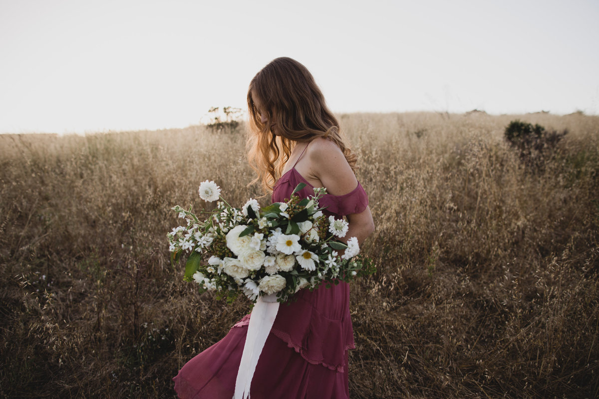 SUMMER IN THE FIELDS STYLED SHOOT