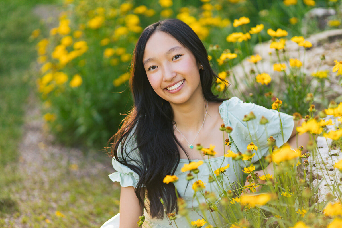 Minneapolis-Senior-Photos-Sarah-Chacos-Photography-21