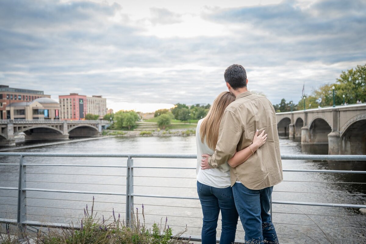 grandrapidsweddingphotograph-js-33
