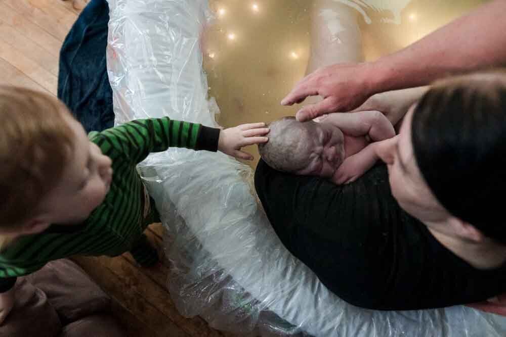 Elizabeth Priniski Madison Doula Birth Photographer - Oliver-16