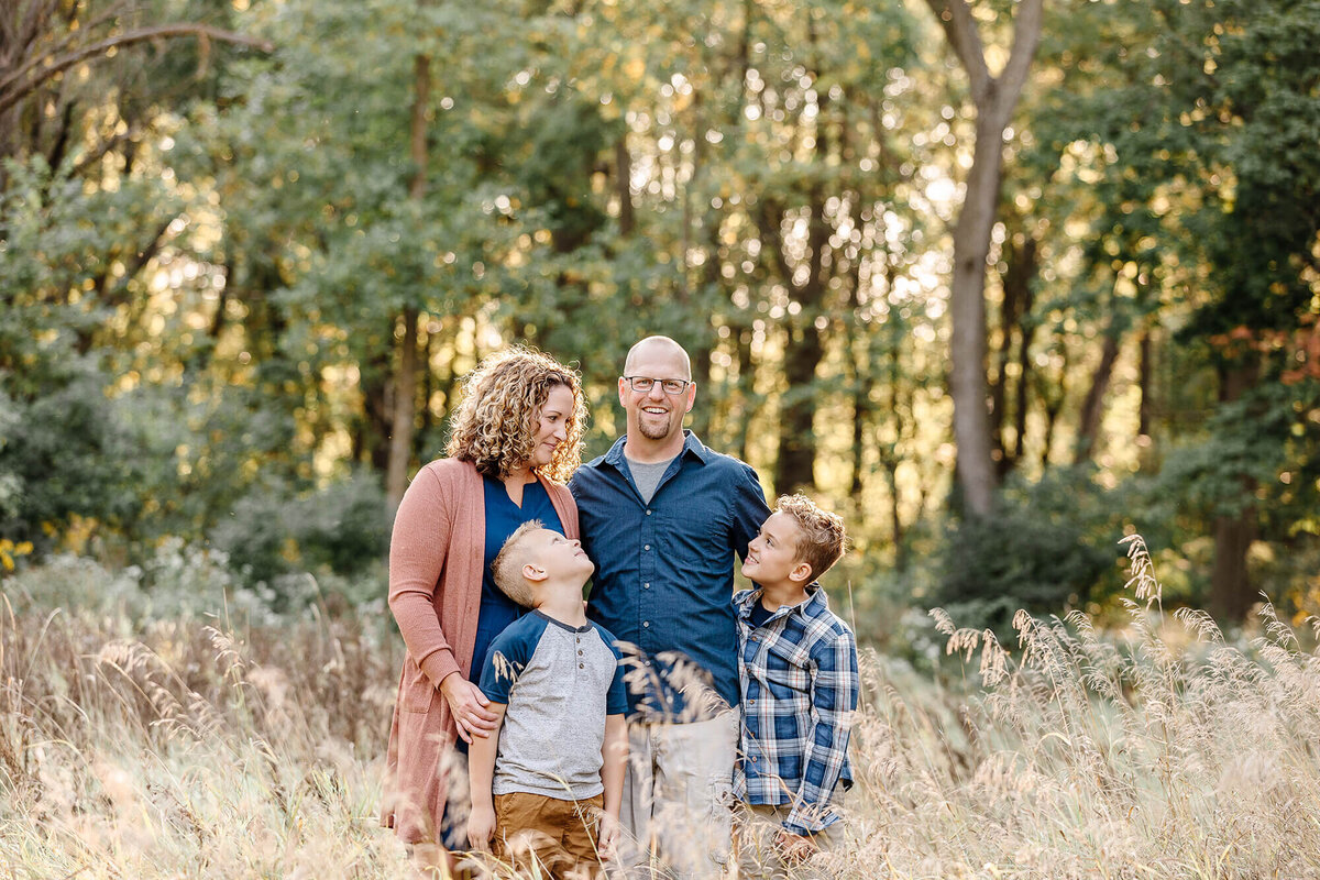 Family photography session in New Ulm, Minnesota.