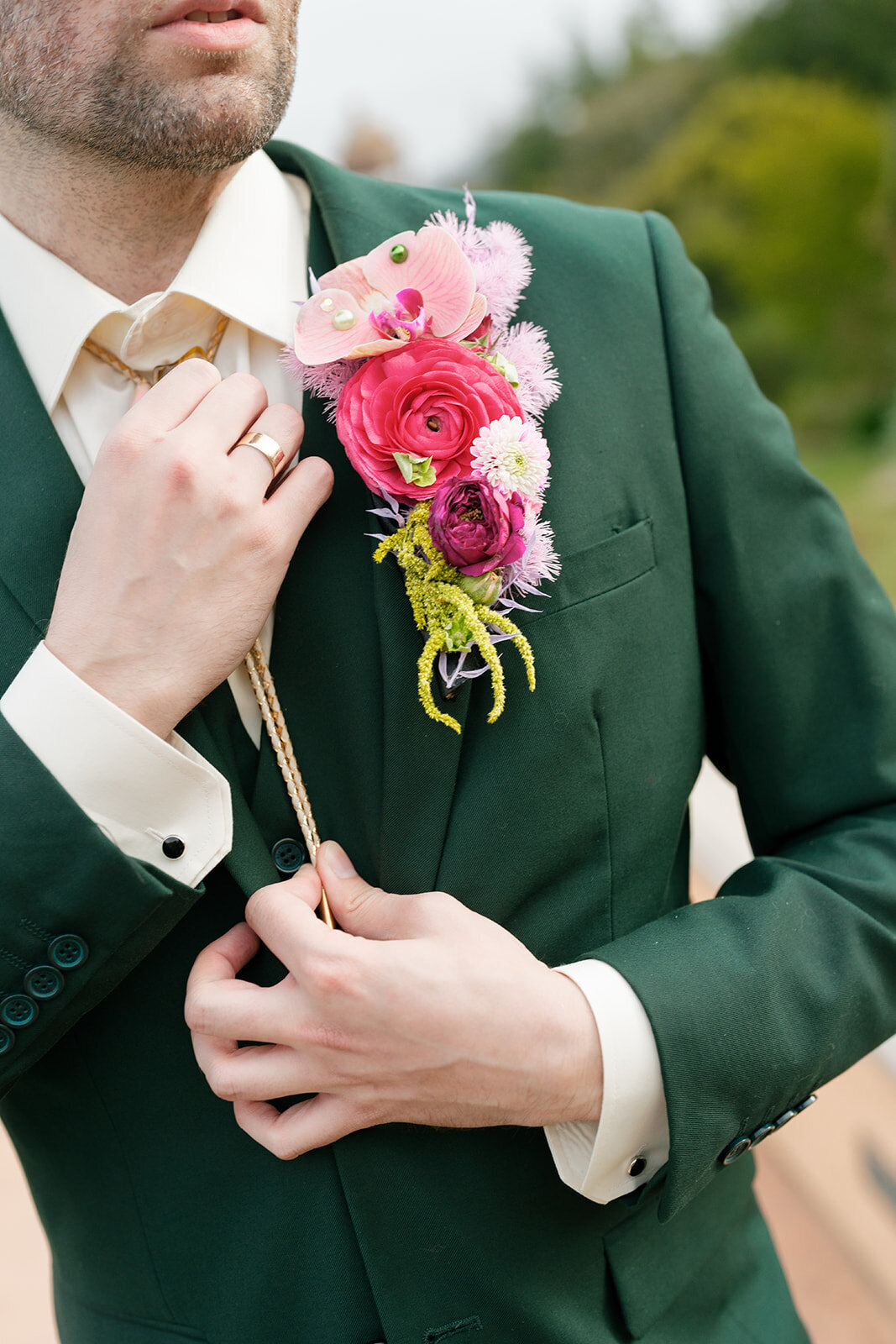aveline-relic-colorful-pink-wedding-01