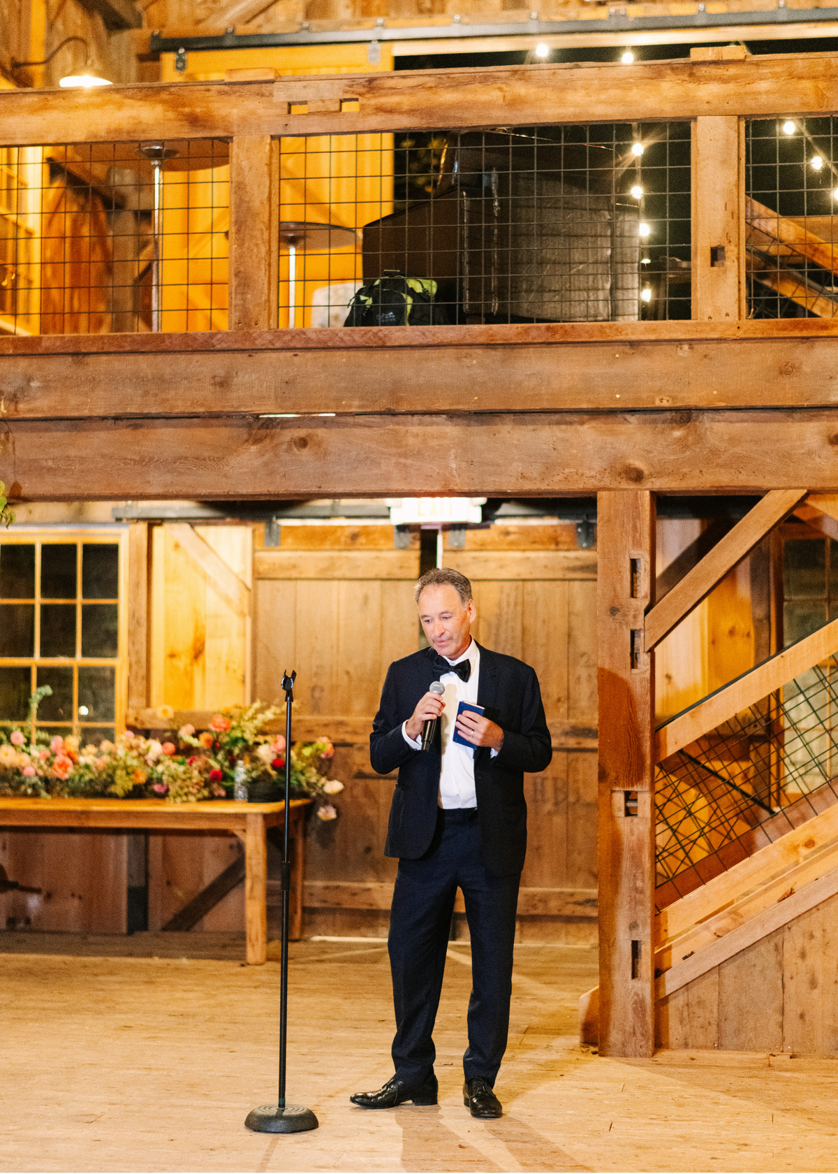 wedding-barn-chelsea-brooke-events