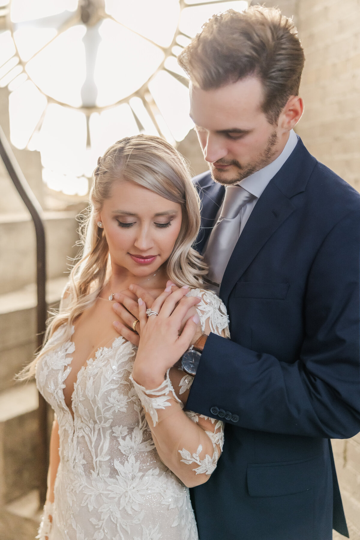 harper photography - collins clocktower - michigan wedding photographer - classis and bright