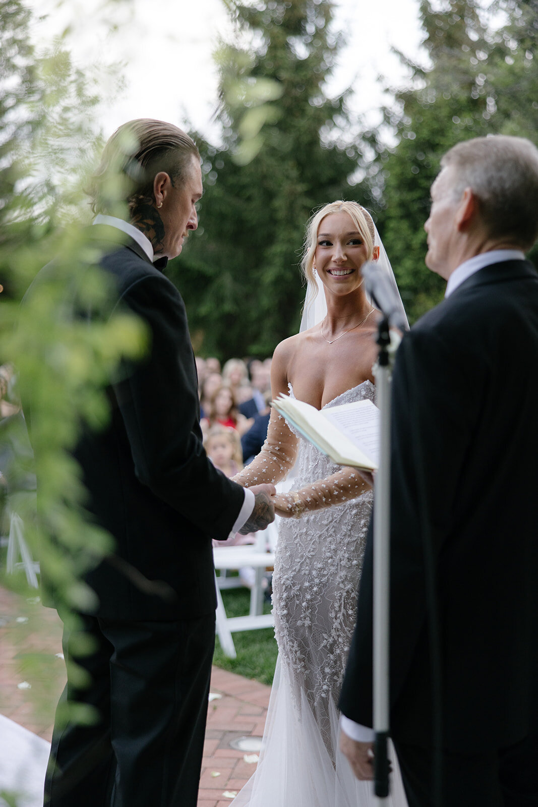 crest-hollow-country-club-nyc-wedding-photographer-505