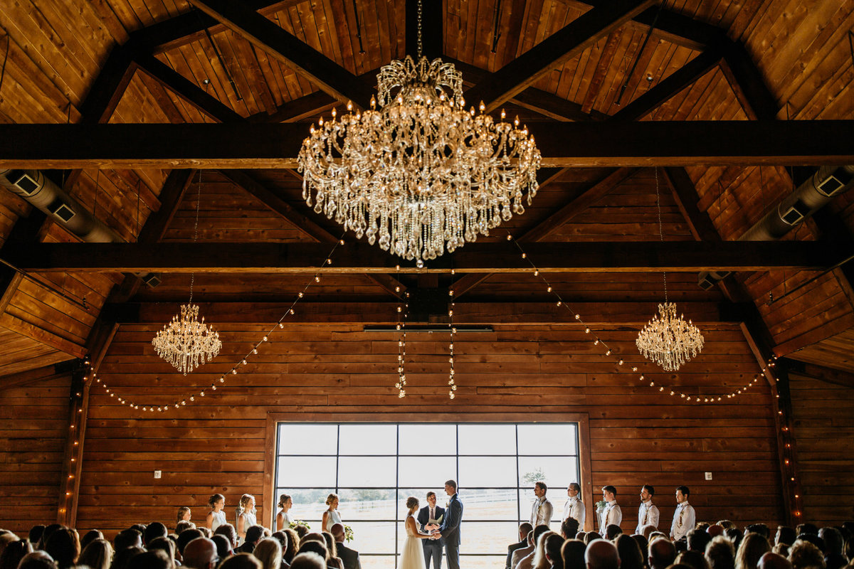 Alexa-Vossler-Photo_Dallas-Wedding-Photographer_North-Texas-Wedding-Photographer_Stephanie-Chase-Wedding-at-Morgan-Creek-Barn-Aubrey-Texas_90