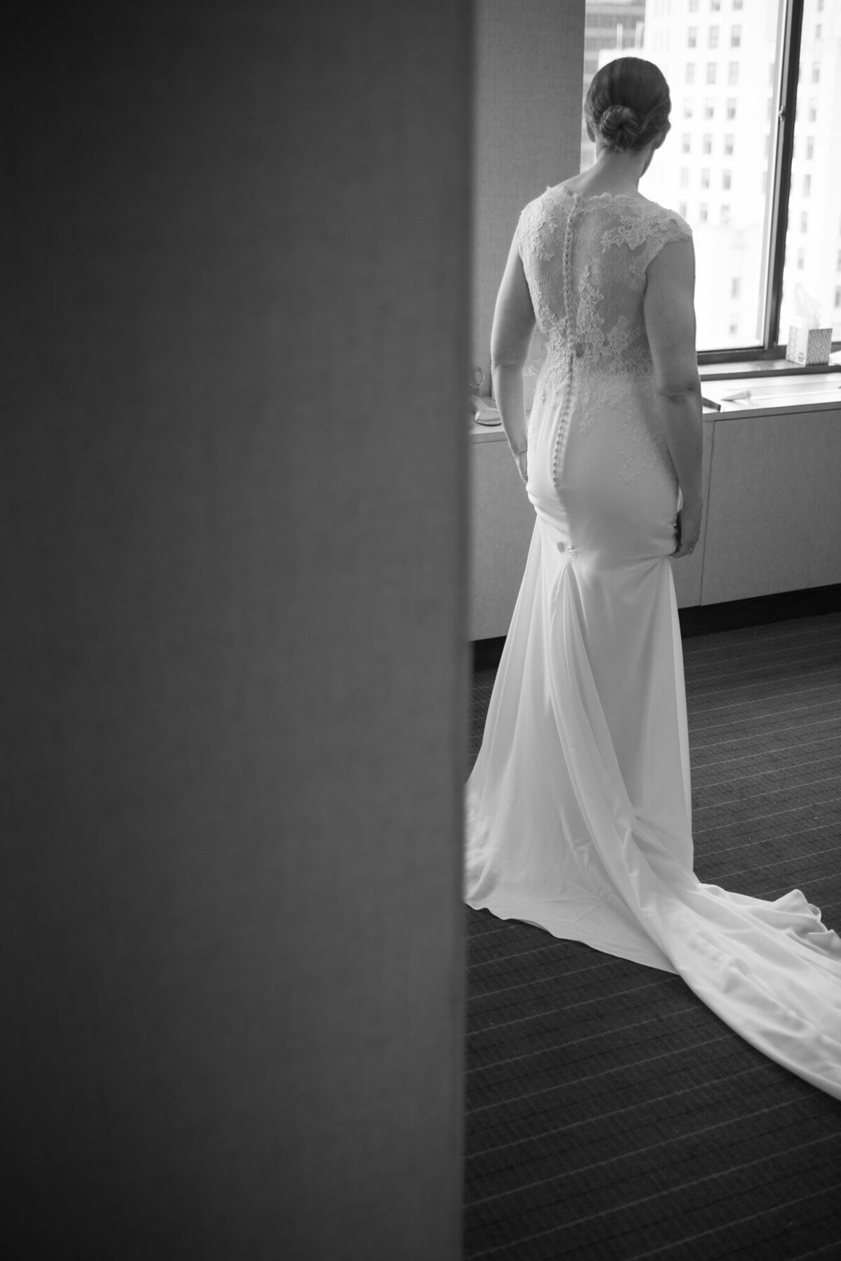 classic-New-york-city-black-and-white-wedding-manhattan