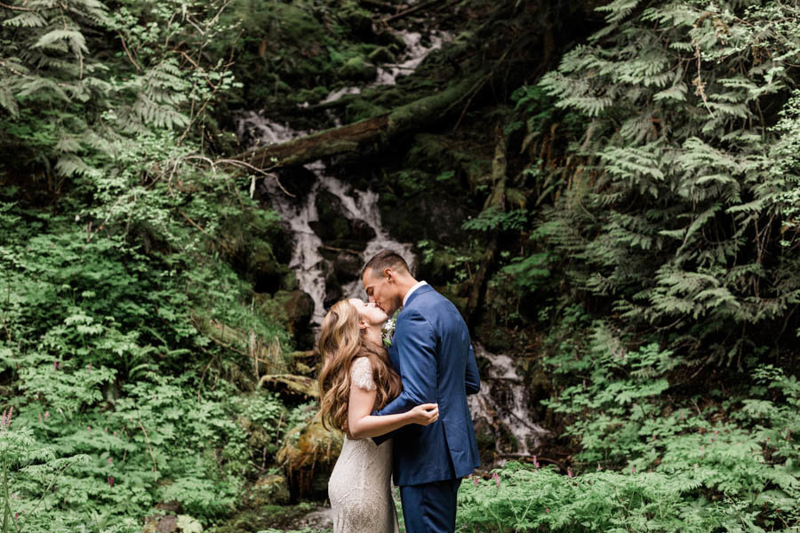 intimate-mt-rainier-elopement-30