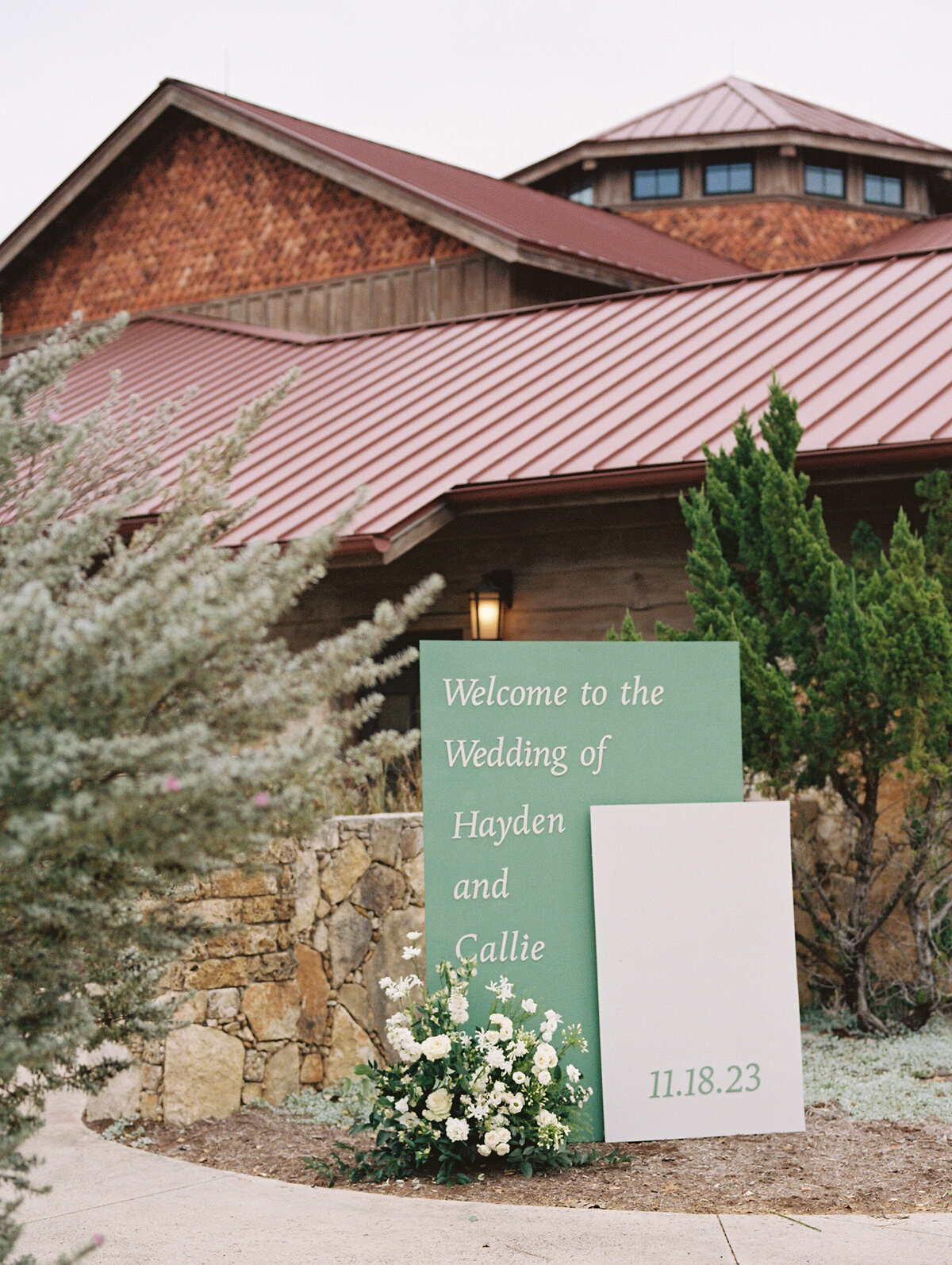 Scared Oaks Wedding | Austin Texas Wedding Photographer-26