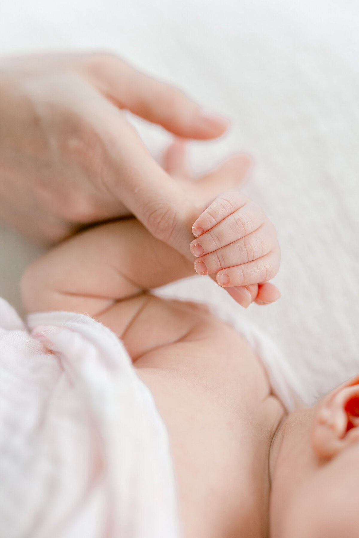 Averys-In-Home-Dallas-Newborn-Session-Dallas-Newborn-Photographer-Sami-Kathryn-Photography-18