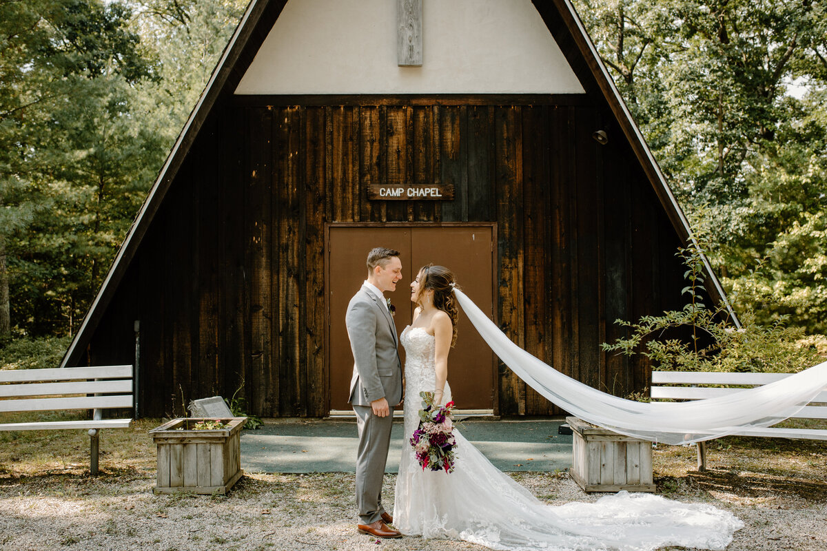 Jackie&Steven BigStarLakeMIWedding EmilyDianePhotography-1655