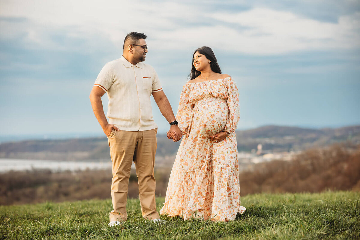 Hemisha-mechanicsburg-maternity-photographer-7