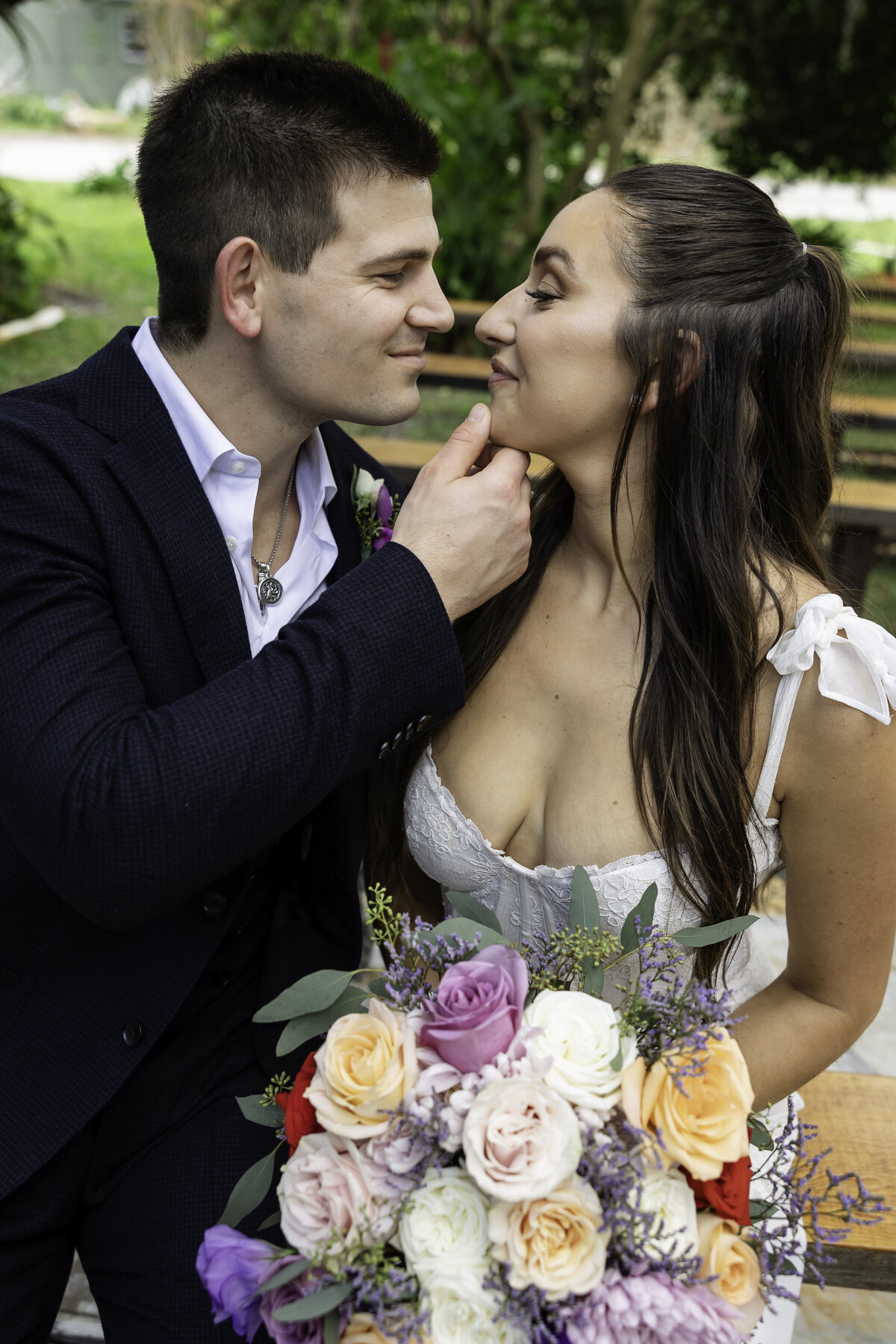 0449-cara-dehart-lewis-photography-del-favero-oasis-tampa-elopement-in-florida-chantilly-chic-celebrations