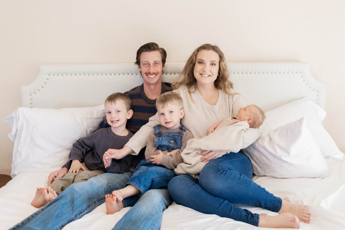 Cozy In Home New Born Session Jacksonville Florida Sydney Hodges Photography-1