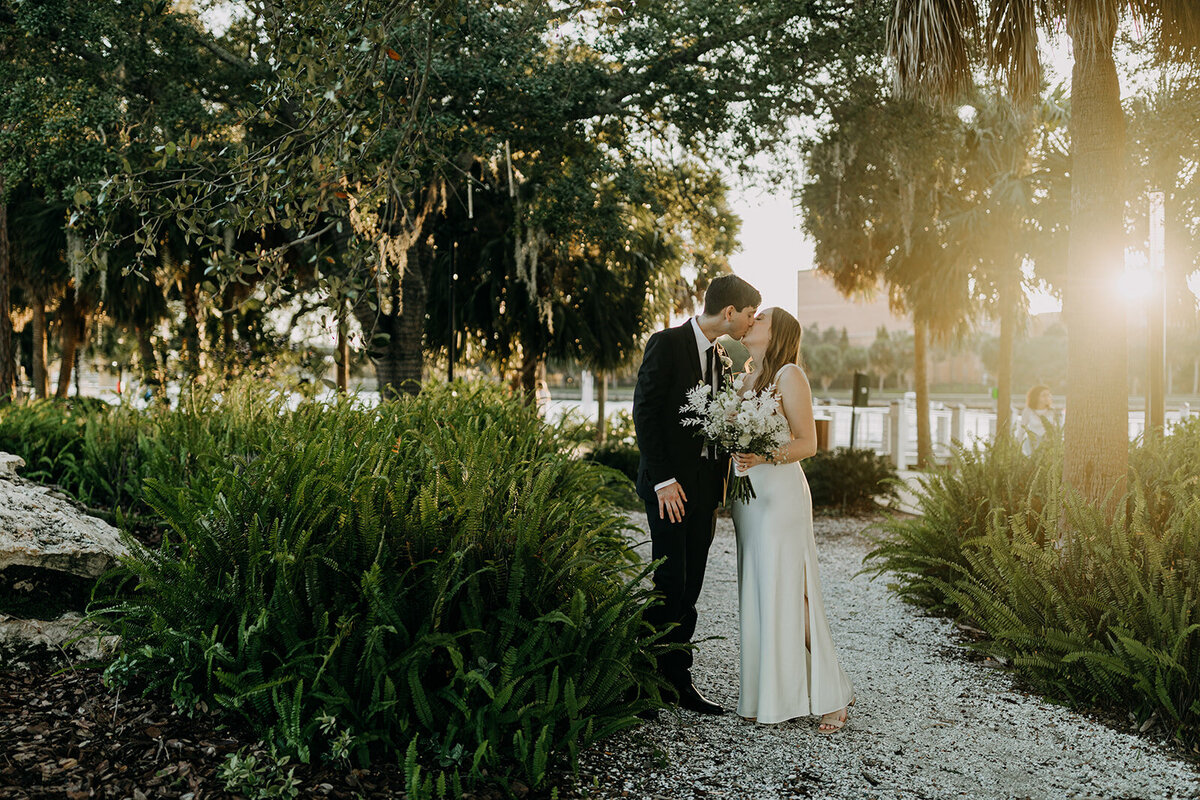 amber-mcwhorter-photo-armature-works-elopement-chantilly-chic-celebrations-7