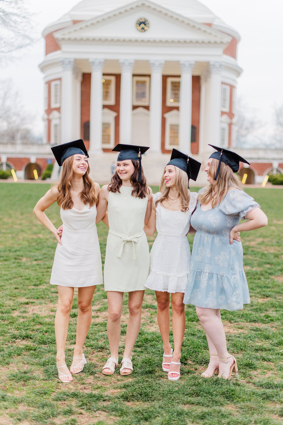 UVA-Grads_Charlottesville_KelseyMariePhotography-RichmondWeddingPhotographer-2022-5145