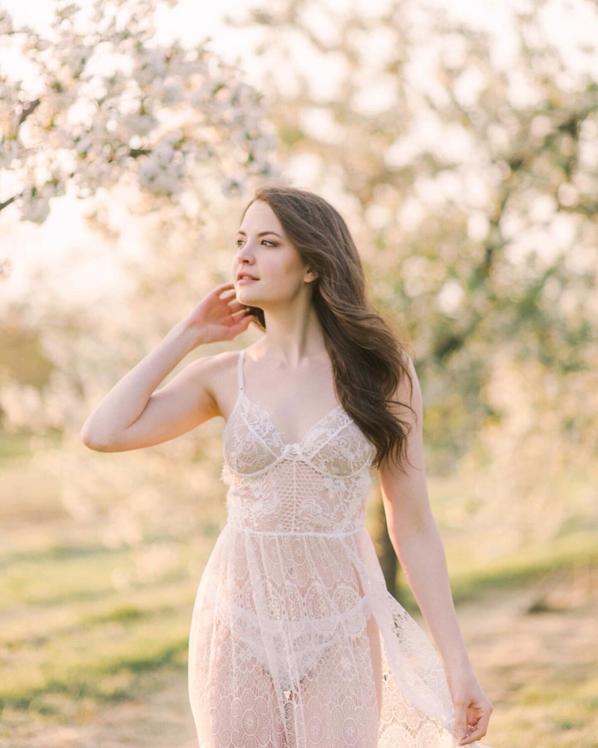 Showit-Template-Personal-Brand-Photographer-Elizabeth-McCravy-Boudoir-3