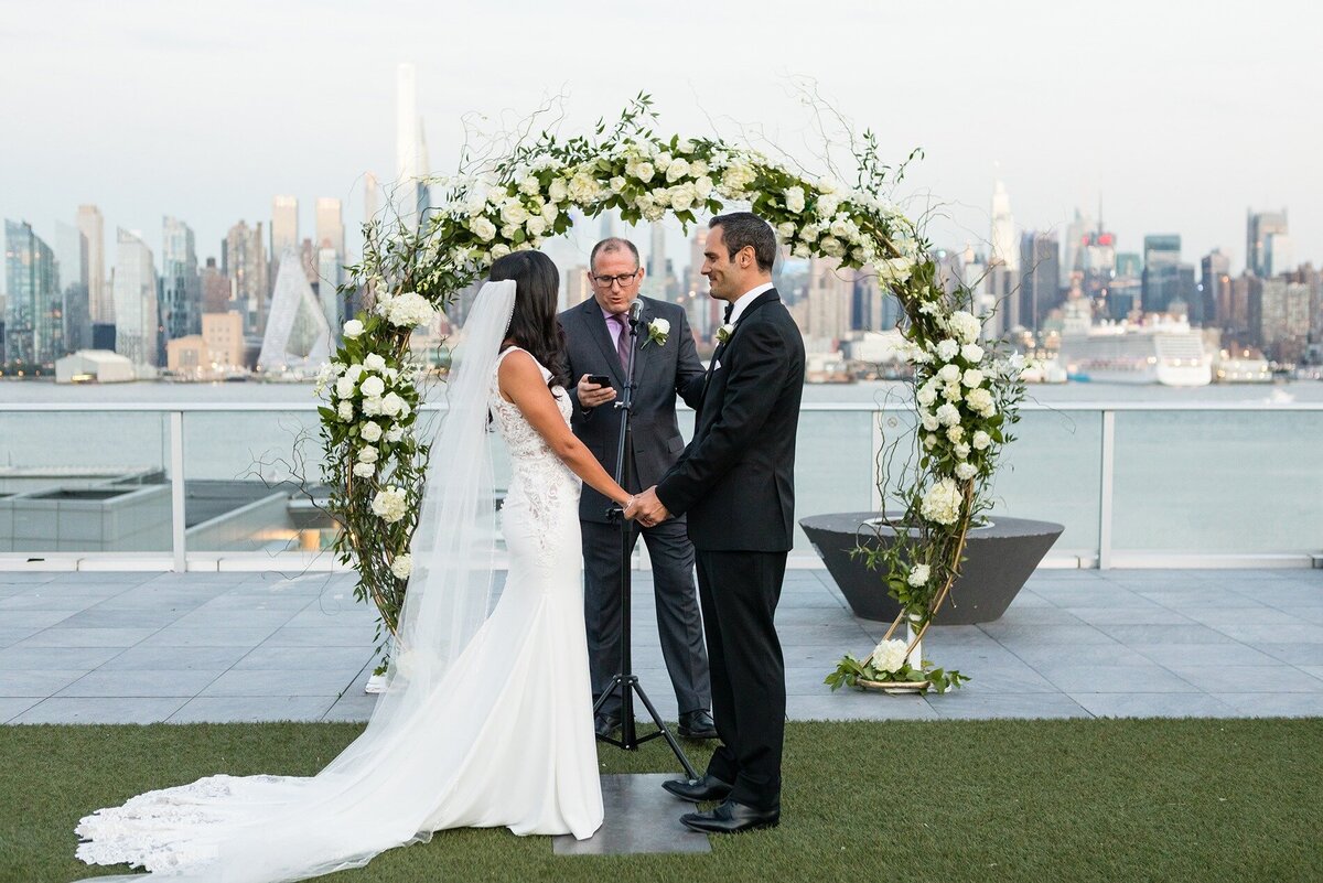 envue-hotel-ceremony