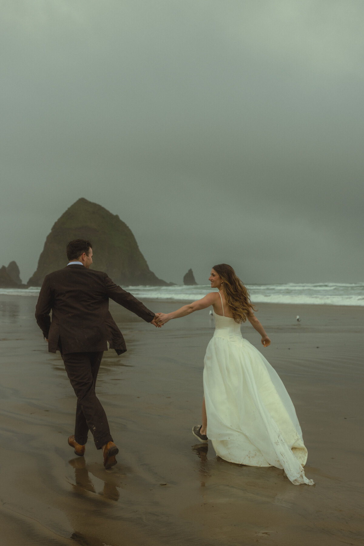 CannonBeachCouple-51