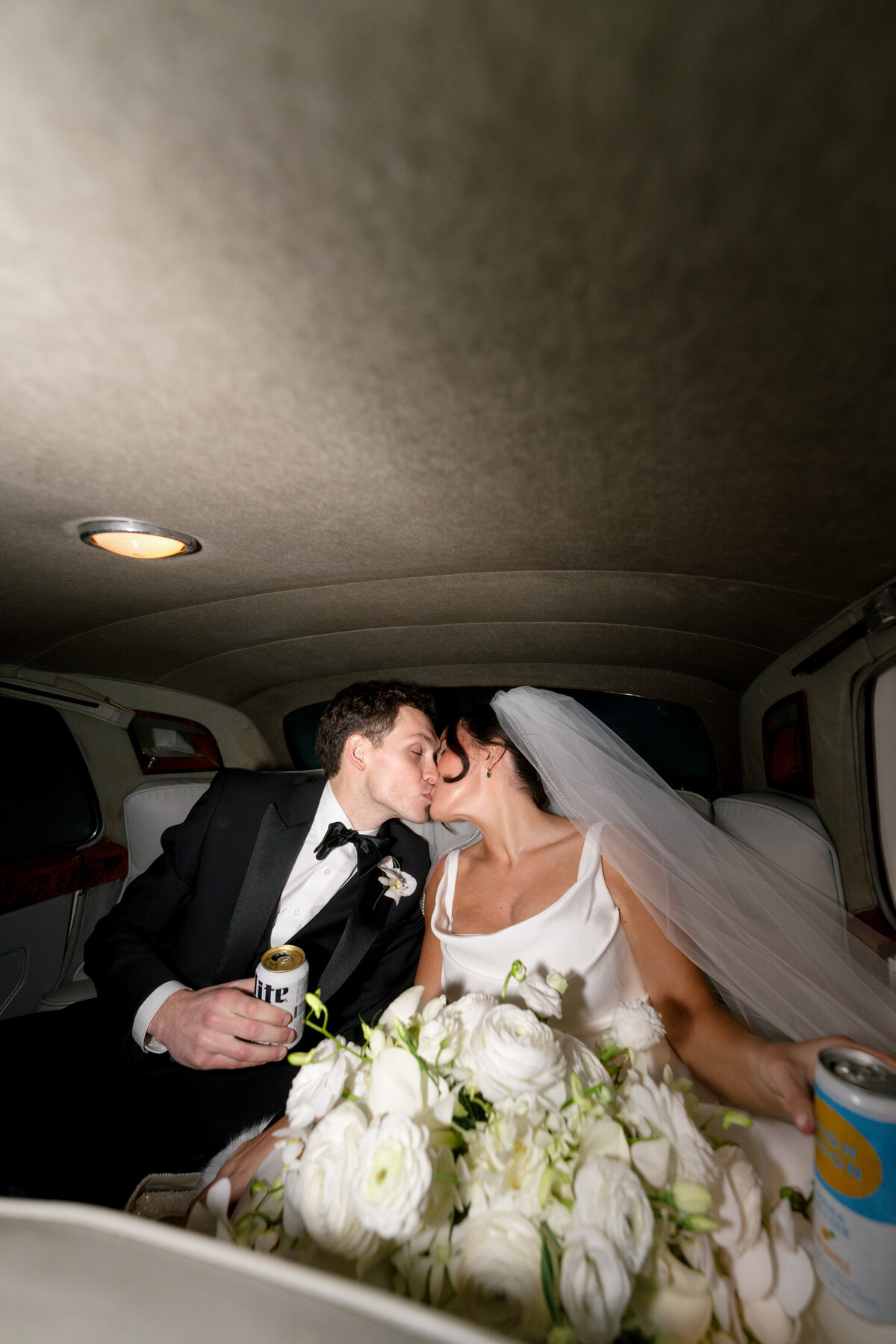 Berlez-Aspen-Avenue-Chicago-Wedding-Photographer-Palmer-House-Celebrate-Planning-Yanni-Design-Dimitra-Shannon-O'Brien-Magazine-Editorial-165