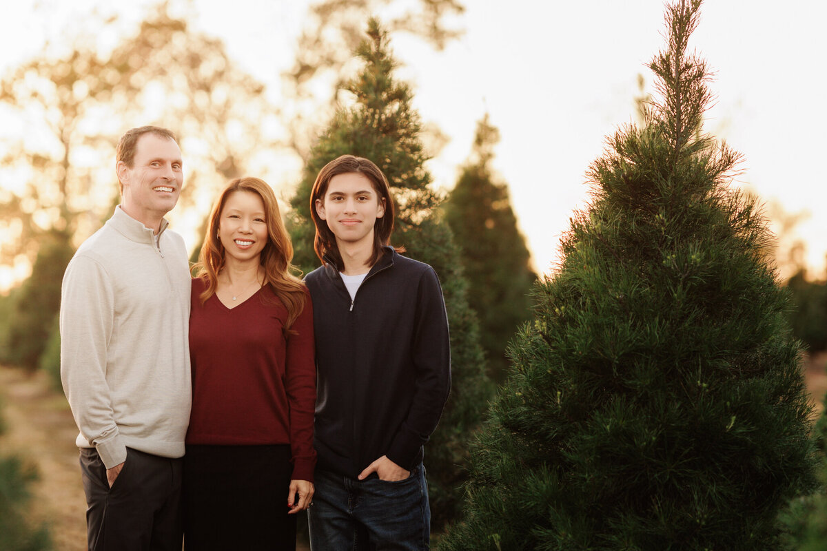 NWA family photographer, Northwest Arkansas best family photography, family portraits near me, professional family photos, family photography packages